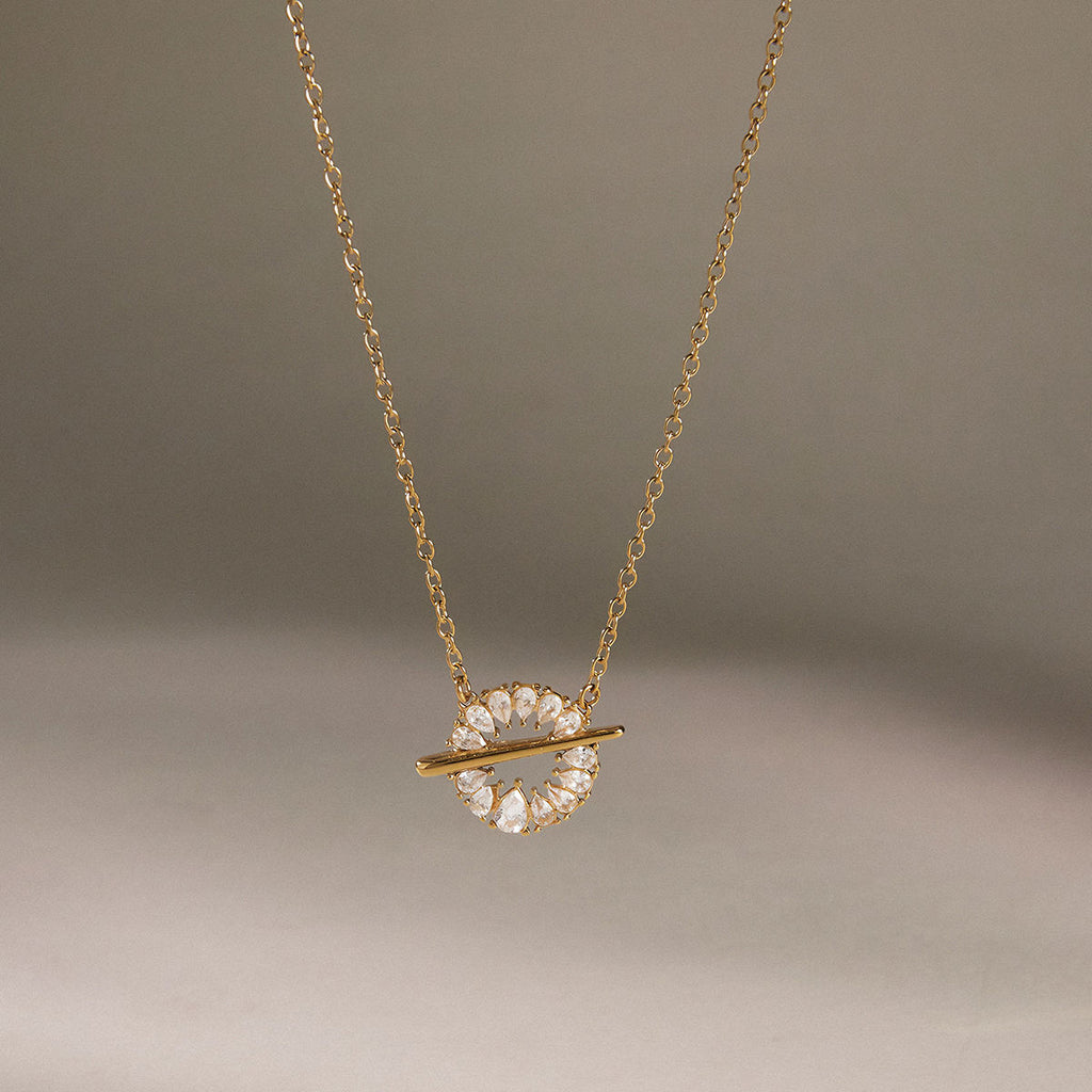 Elova Necklace